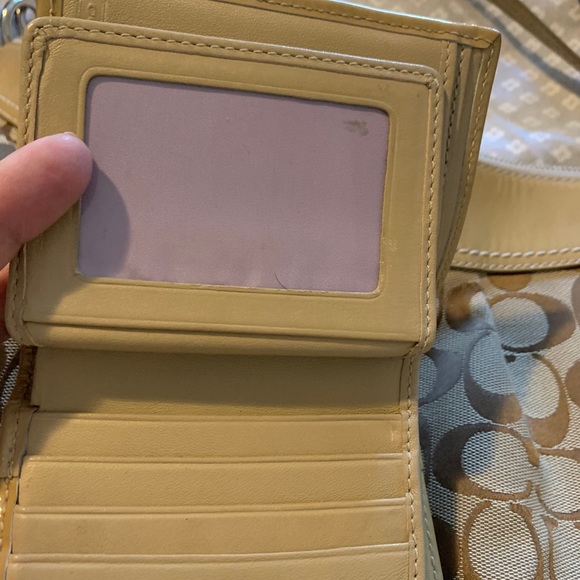 Coach wallet - Picture 2 of 4